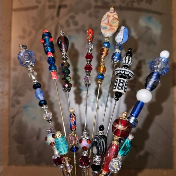 Handmade beaded bookmark, succulent garden decor, multiple uses, great gifts 🎁 - Picture 4 of 5